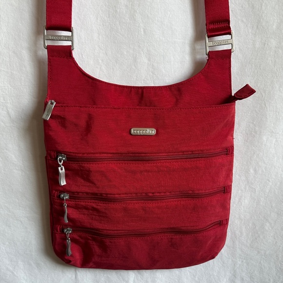 Baggallini red Big Zipper crossbody bag with RFID